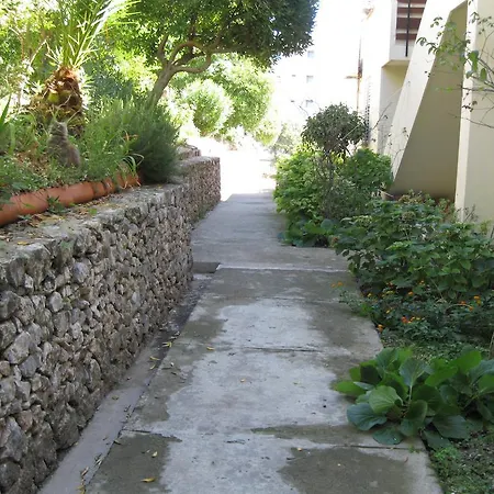 Studio Apartment The Sun ドゥブロブニク